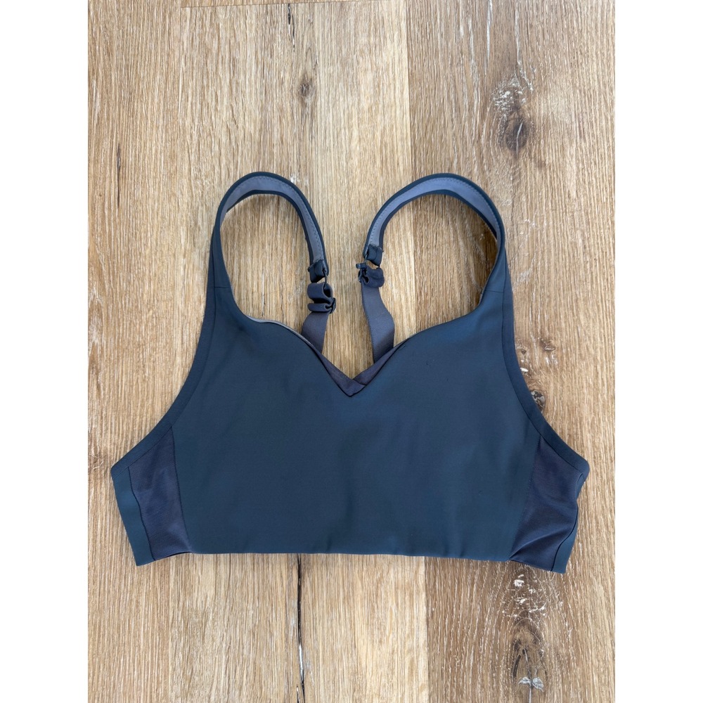 Brooks Dare V-Neck Run Bra 2.0 Women 32B Gray High Impact Sports Bra Athleisure